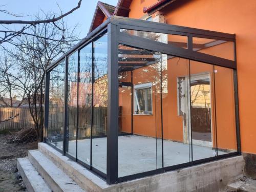 Wintergarden neizolat